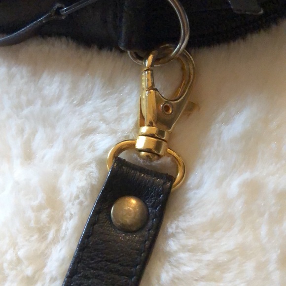 Damton Leather Multi-Pocket travel compartments clutch + detachable strap bag - Picture 7 of 13